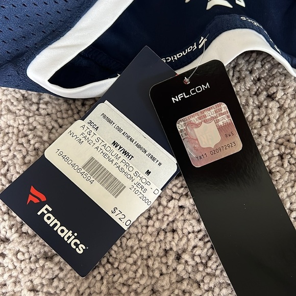 NWT Official Dallas Cowboys Fashion Jersey from AT&T Stadium. Size Medium - Picture 4 of 10